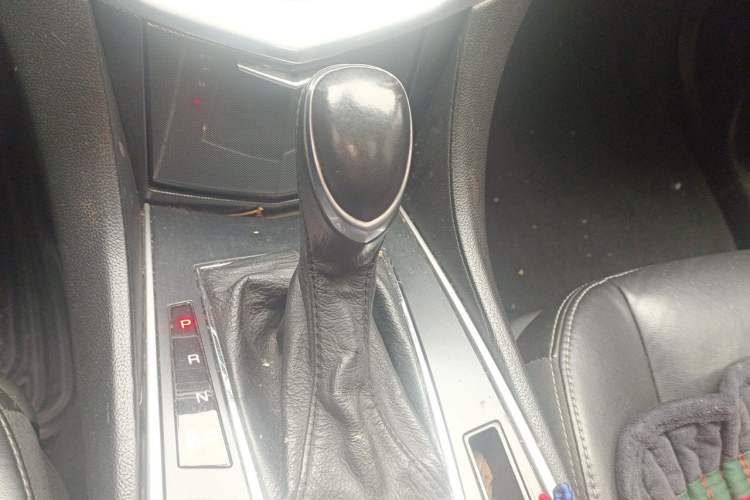 Used Cadillac SRX 2013 3.0L Comfort Model Gear Lever