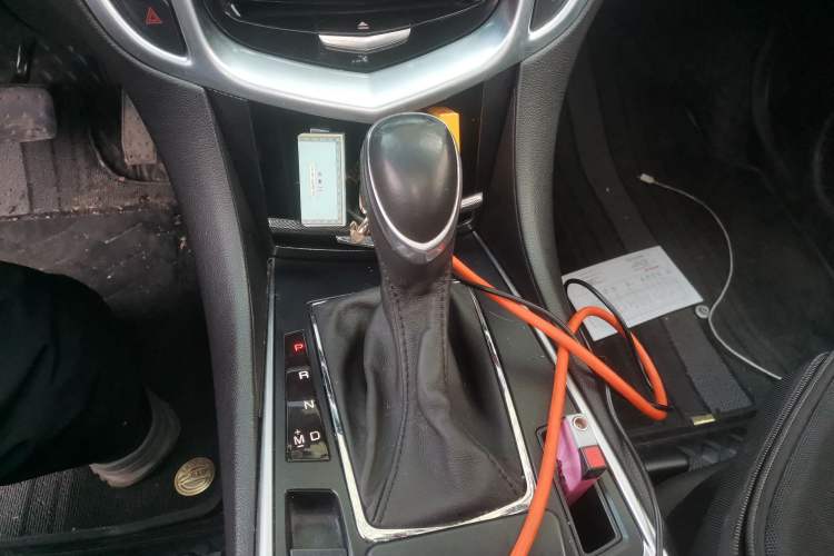Used Cadillac SRX 2013 3.0L Comfort Model Gear Lever