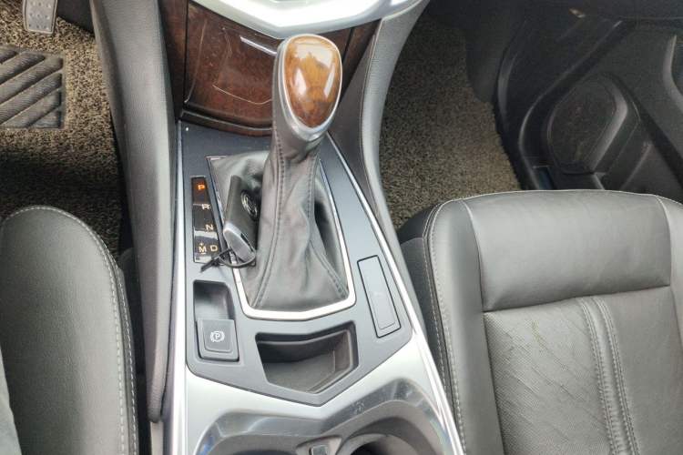 Used Cadillac SRX 2013 3.0L Luxury Model Gear Lever