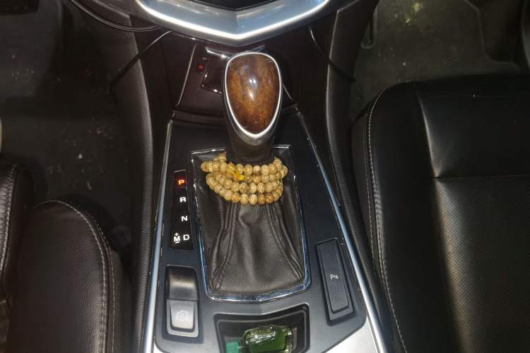 Used Cadillac SRX 2013 3.0L Luxury Model Gear Lever