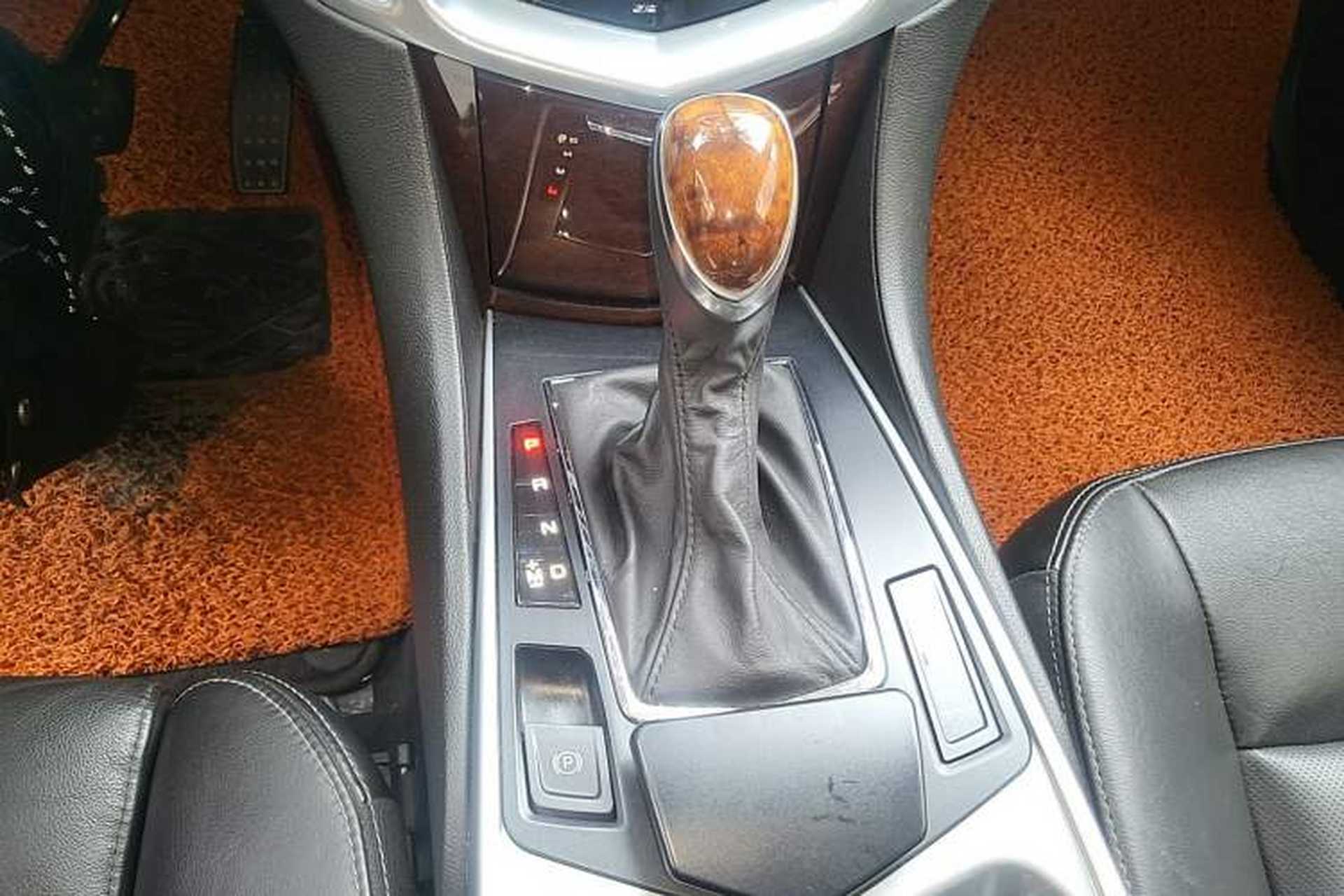 Used Cadillac SRX 2013 3.0L Elite Model Gear Lever