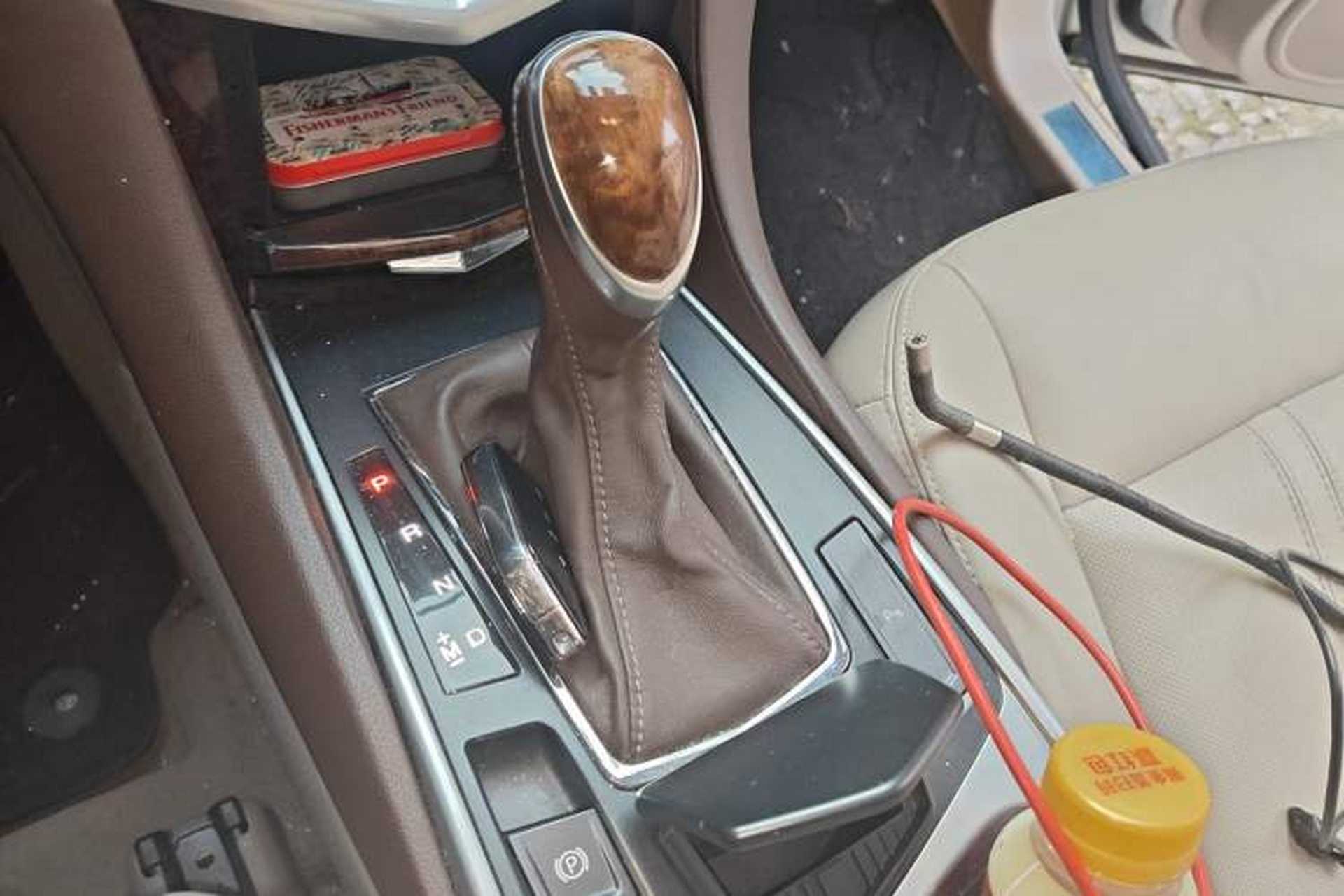 Used Cadillac SRX 2013 3.0L Leading Model Gear Lever