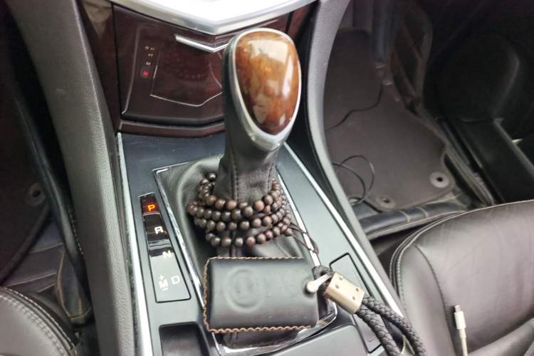 Used Cadillac SRX 2013 3.0L Leading Model Gear Lever