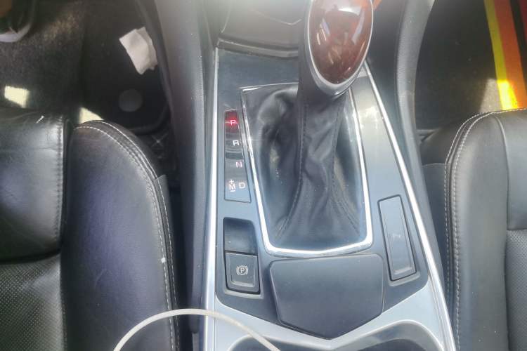 Used Cadillac SRX 2013 3.0L Elite Model Gear Lever