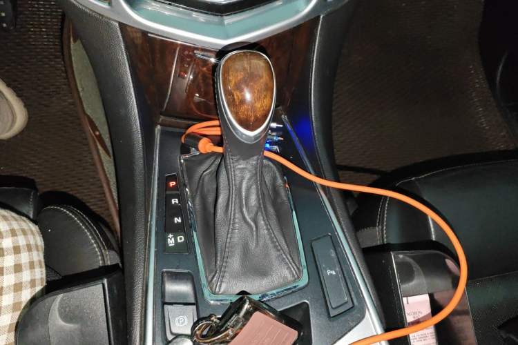Used Cadillac SRX 2013 3.0L Elite Model Gear Lever