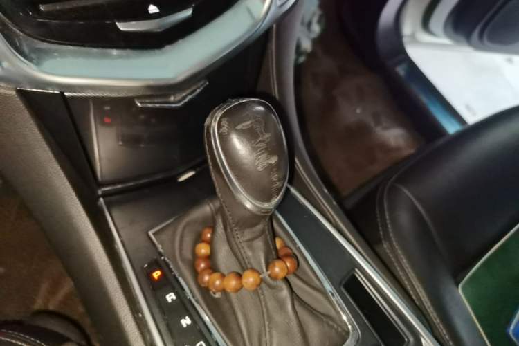 Used Cadillac SRX 2013 3.0L Comfort Model Gear Lever