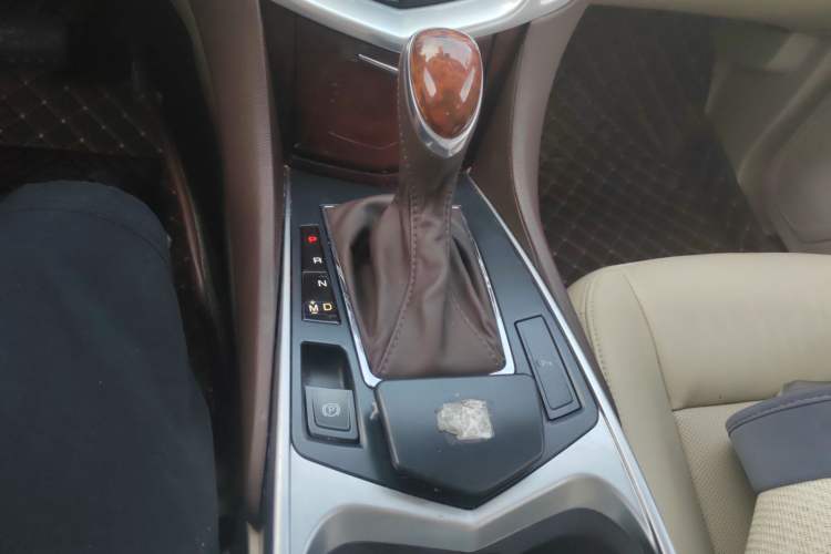 Used Cadillac SRX 2013 3.0L Elite Model Gear Lever