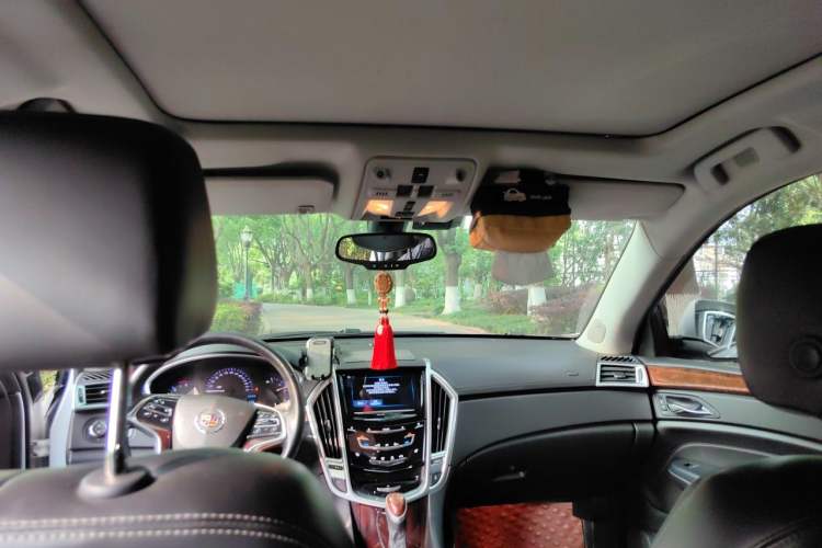 Used Cadillac SRX 2013 3.0L Leading Model Headliner
