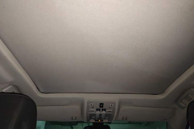 Used Cadillac SRX 2013 3.0L Luxury Model Headliner