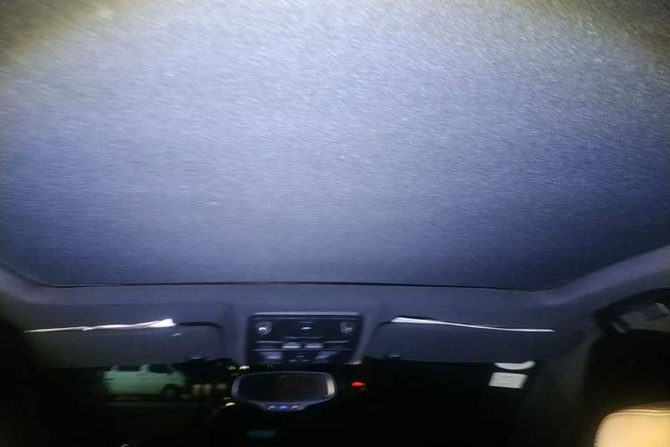 Used Cadillac SRX 2013 3.0L Leading Model Headliner