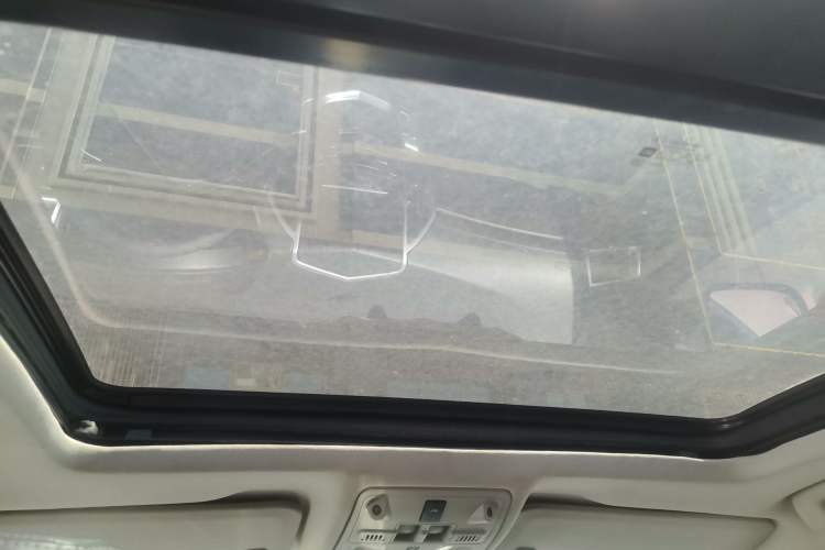 Used Cadillac SRX 2013 3.0L Elite Model Headliner