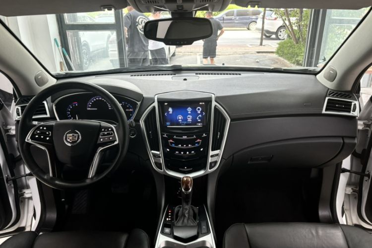 Used Cadillac SRX 2013 3.0L Elite Model Interior 1