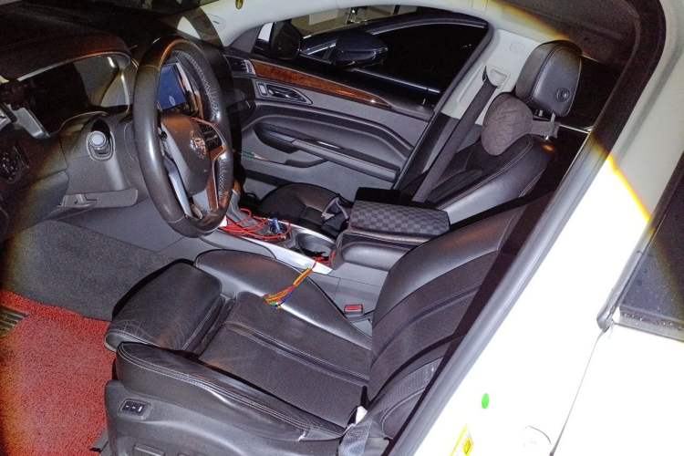 Used Cadillac SRX 2013 3.0L Leading Model Left Front Seat