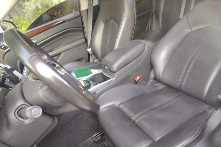 Used Cadillac SRX 2013 3.0L Luxury Model Left Front Seat