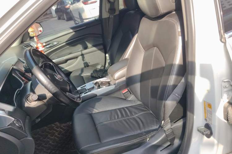 Used Cadillac SRX 2013 3.0L Comfort Model Left Front Seat