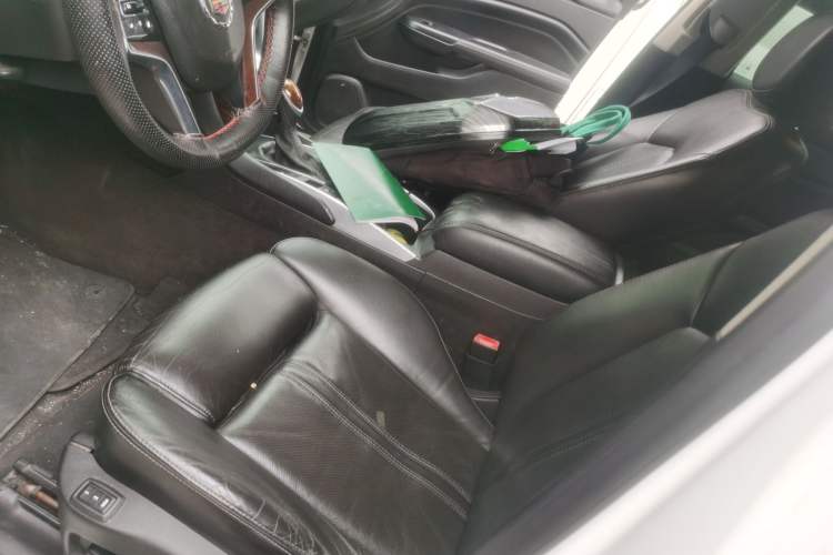 Used Cadillac SRX 2013 3.0L Leading Model Left Front Seat