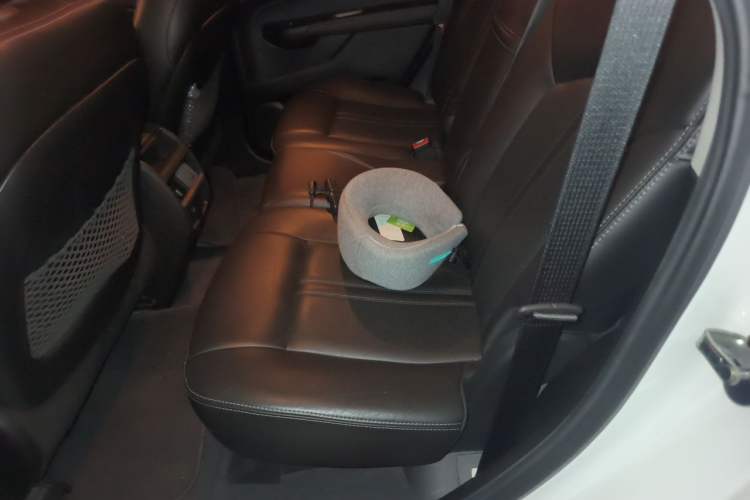 Used Cadillac SRX 2013 3.0L Elite Model Left Rear Seat