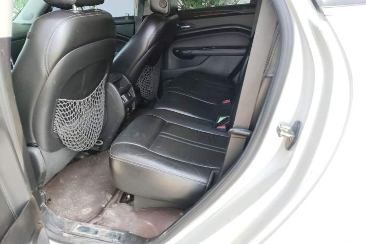 Used Cadillac SRX 2013 3.0L Luxury Model Left Rear Seat