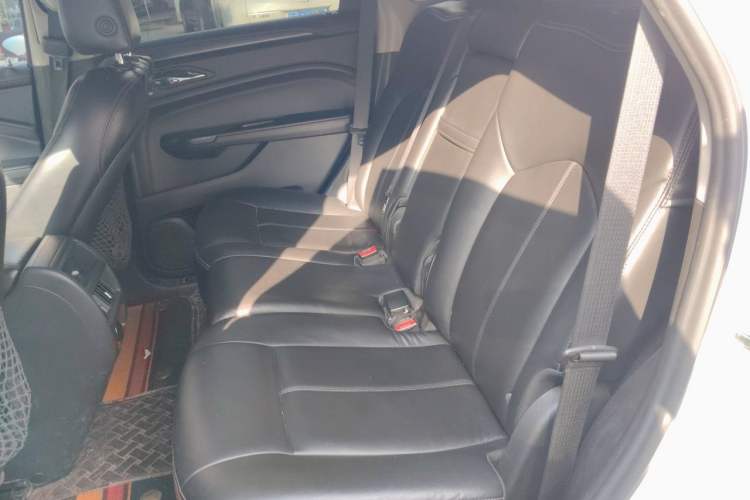 Used Cadillac SRX 2013 3.0L Comfort Model Left Rear Seat