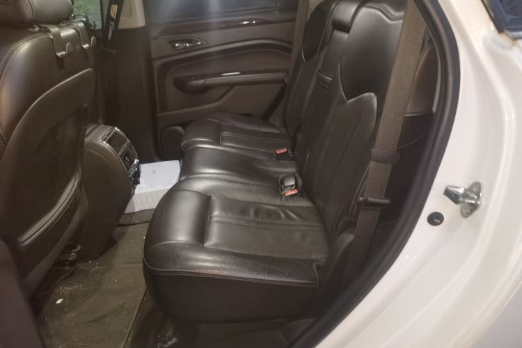 Used Cadillac SRX 2013 3.0L Luxury Model Left Rear Seat