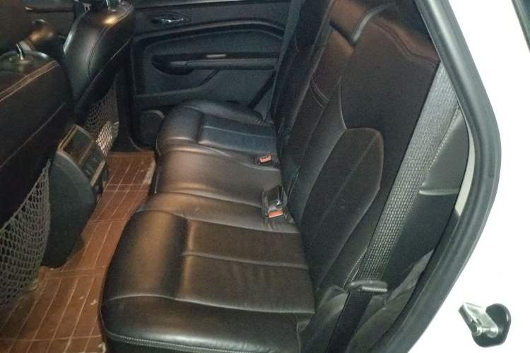 Used Cadillac SRX 2013 3.0L Comfort Model Left Rear Seat