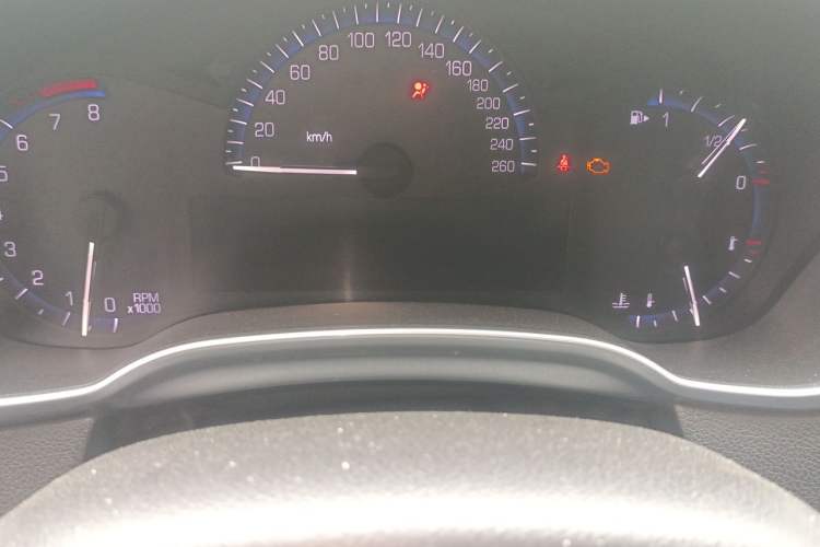 Used Cadillac SRX 2013 3.0L Comfort Model Odometer Close Up