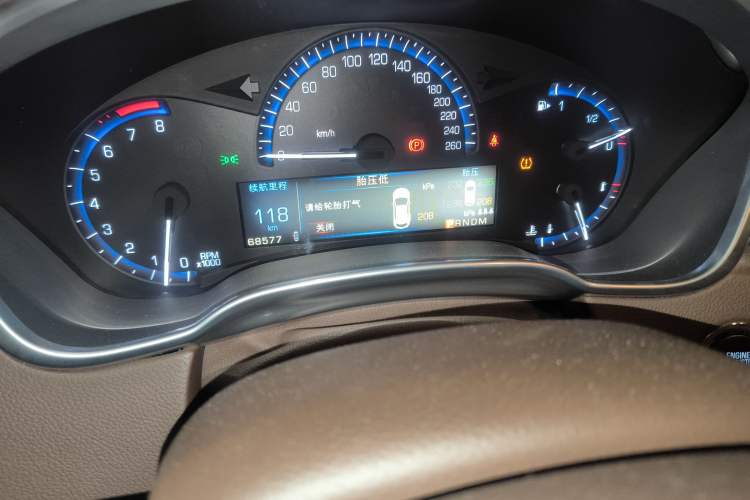 Used Cadillac SRX 2013 3.0L Elite Model Odometer Close Up
