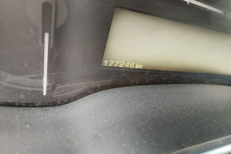 Used Cadillac SRX 2013 3.0L Luxury Model Odometer Close Up