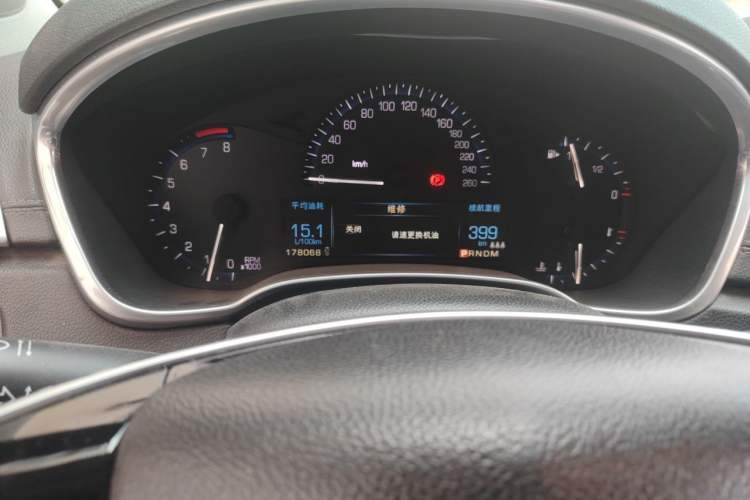 Used Cadillac SRX 2013 3.0L Comfort Model Odometer Close Up
