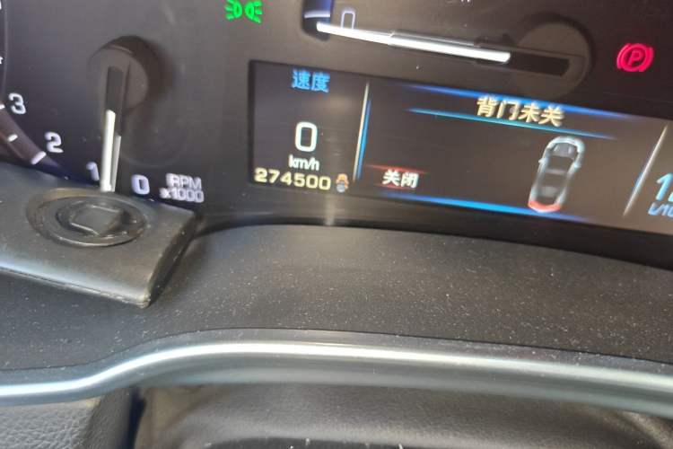 Used Cadillac SRX 2013 3.0L Elite Model Odometer Close Up