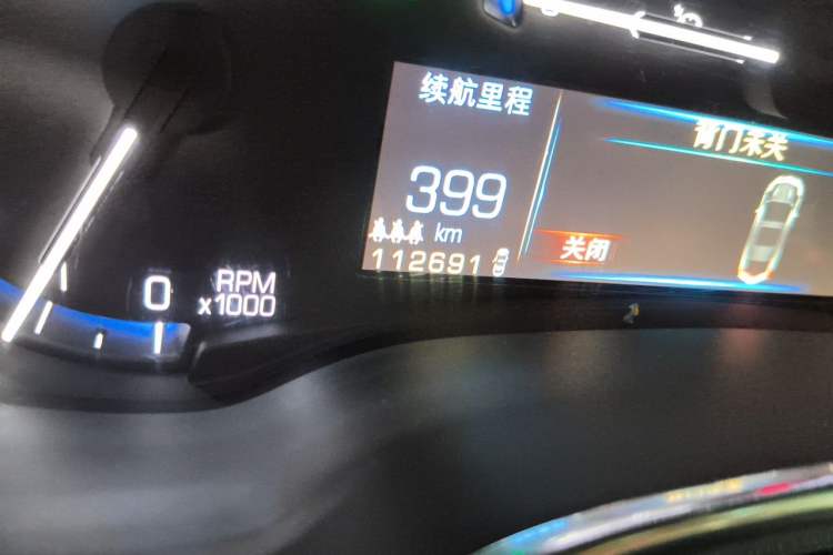 Used Cadillac SRX 2013 3.0L Elite Model Odometer Close Up