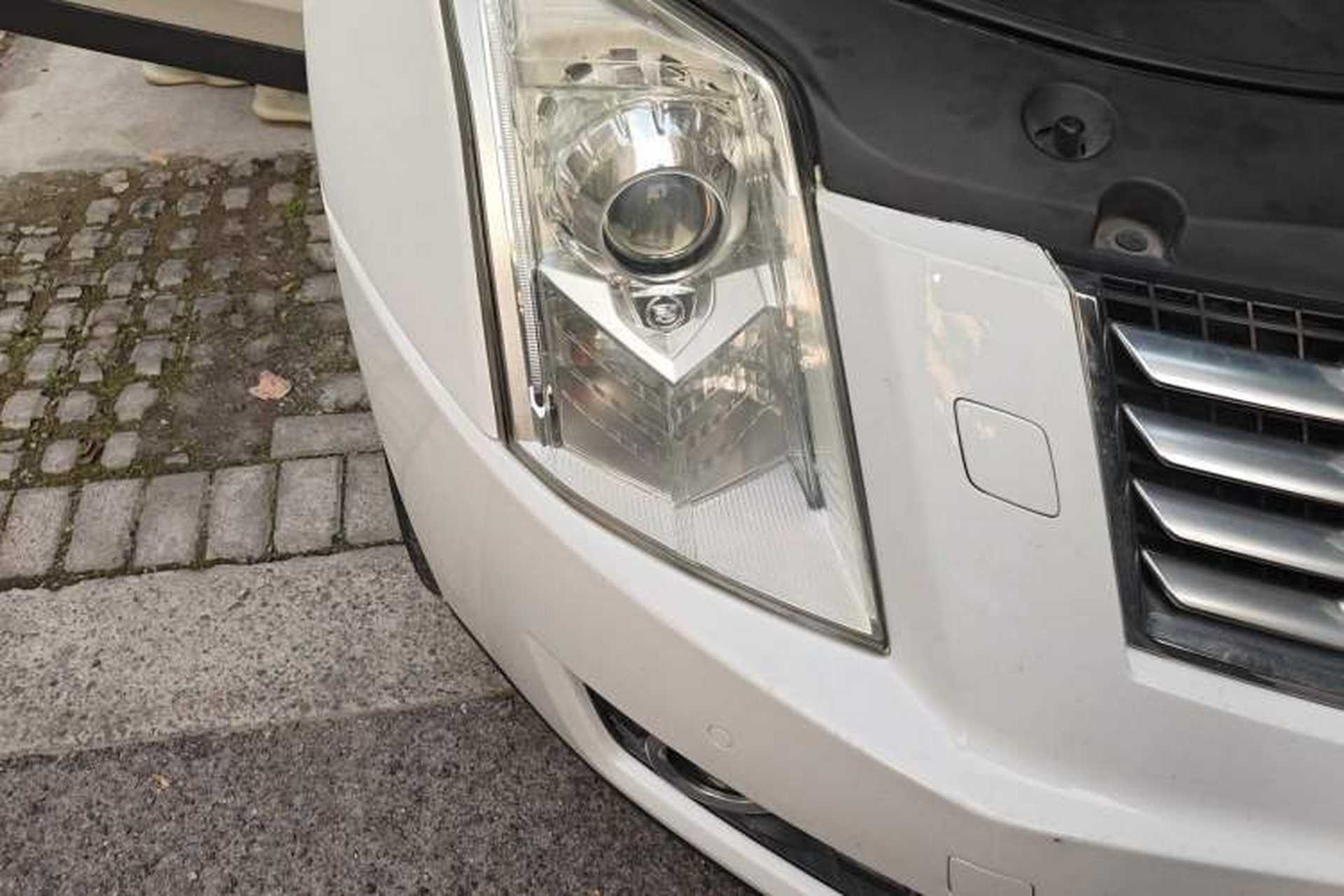 Used Cadillac SRX 2013 3.0L Leading Model Right Front Headlight