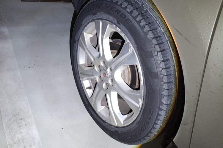 Used Cadillac SRX 2013 3.0L Leading Model Right Front Wheel Hub