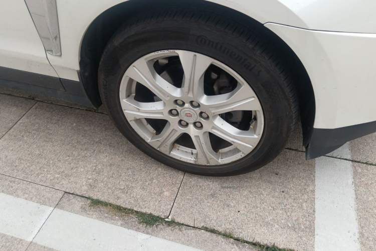 Used Cadillac SRX 2013 3.0L Leading Model Right Front Wheel Hub