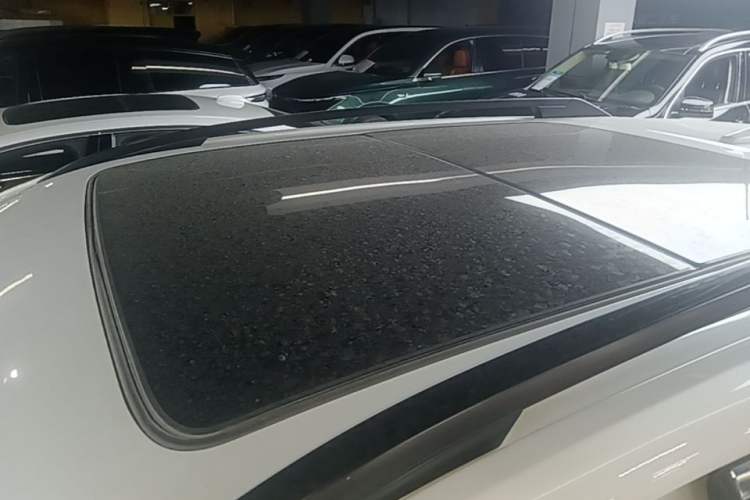Used Cadillac SRX 2013 3.0L Comfort Model Roof