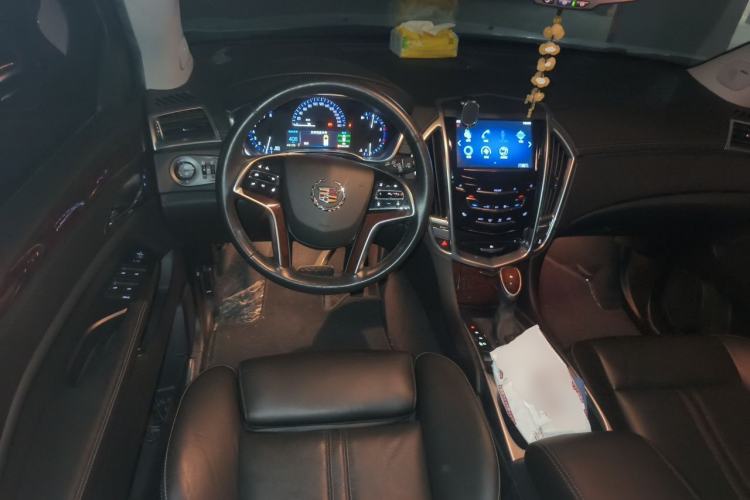 Used Cadillac SRX 2013 3.0L Elite Model Steering Wheel