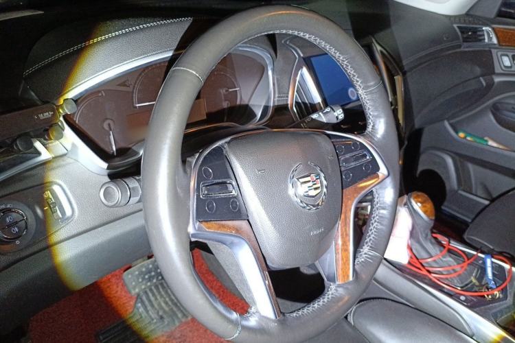 Used Cadillac SRX 2013 3.0L Leading Model Steering Wheel