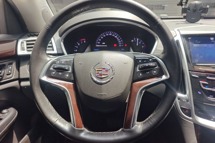 Used Cadillac SRX 2013 3.0L Elite Model Steering Wheel