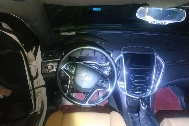 Used Cadillac SRX 2013 3.0L Leading Model Steering Wheel