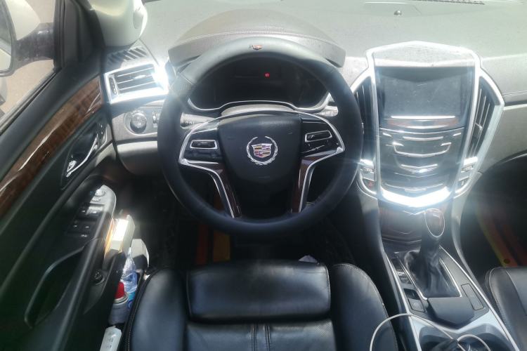 Used Cadillac SRX 2013 3.0L Elite Model Steering Wheel