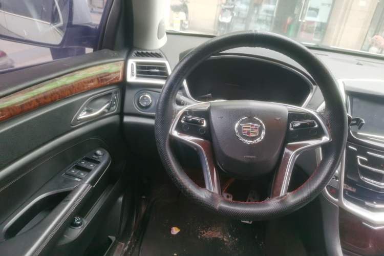 Used Cadillac SRX 2013 3.0L Leading Model Steering Wheel
