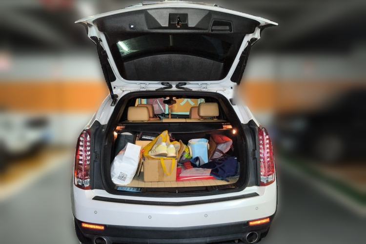 Used Cadillac SRX 2013 3.0L Elite Model Trunk