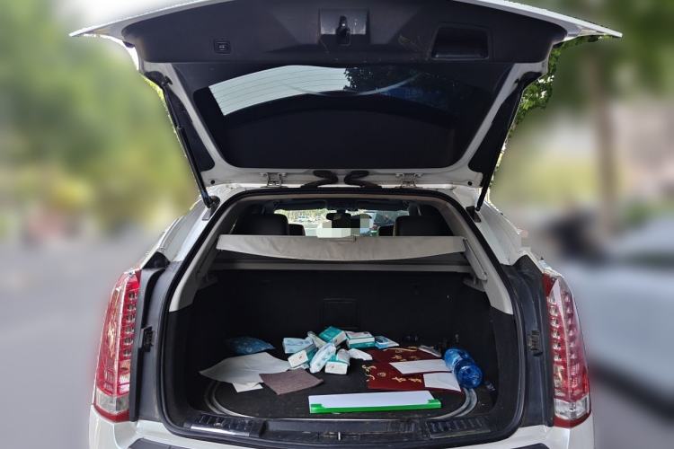 Used Cadillac SRX 2013 3.0L Leading Model Trunk