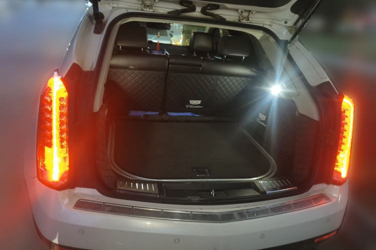 Used Cadillac SRX 2013 3.0L Luxury Model Trunk