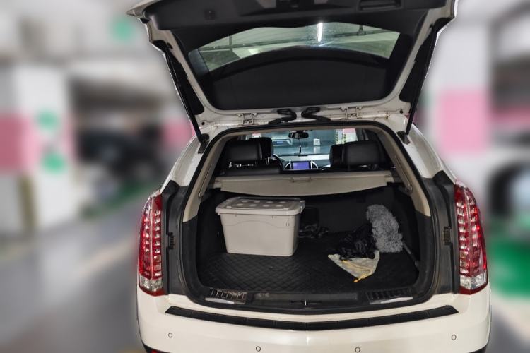 Used Cadillac SRX 2013 3.0L Elite Model Trunk