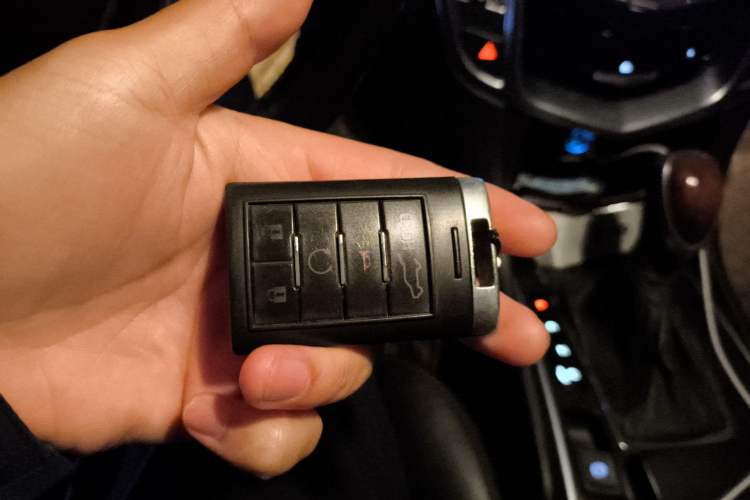 Used Cadillac SRX 2013 3.0L Elite Model Vehicle Key