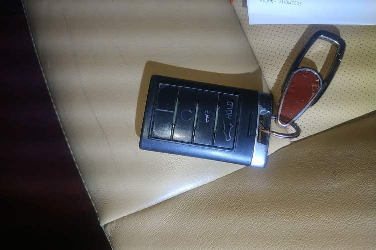 Used Cadillac SRX 2013 3.0L Leading Model Vehicle Key