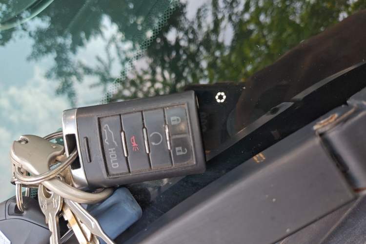 Used Cadillac SRX 2013 3.0L Luxury Model Vehicle Key