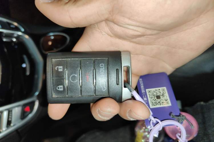 Used Cadillac SRX 2013 3.0L Luxury Model Vehicle Key