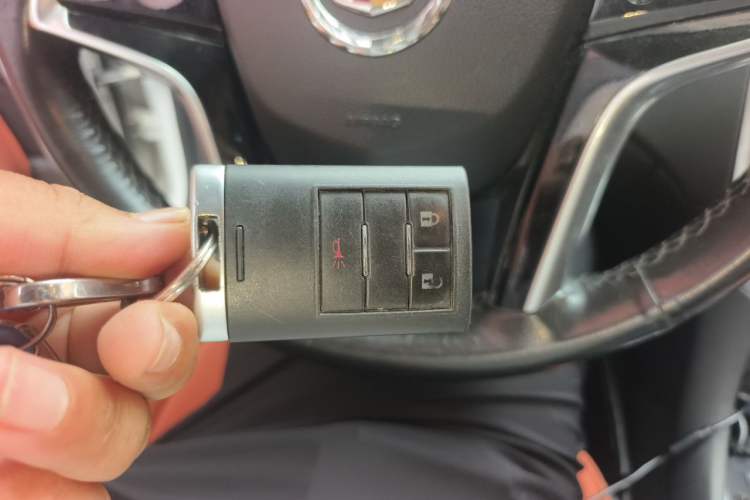 Used Cadillac SRX 2013 3.0L Comfort Model Vehicle Key